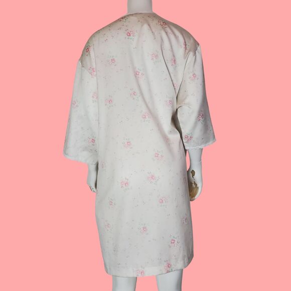 Vintage 80's Sara Beth White Floral Robe - Picture 3 of 8